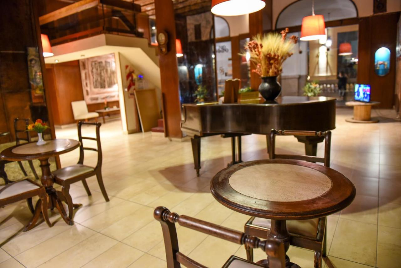 Hotel Sussex Cordoba Dış mekan fotoğraf