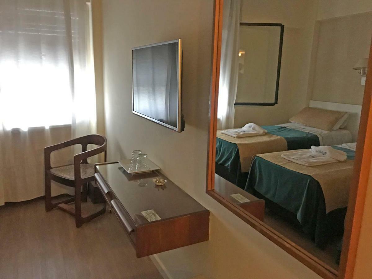 Hotel Sussex Cordoba Dış mekan fotoğraf